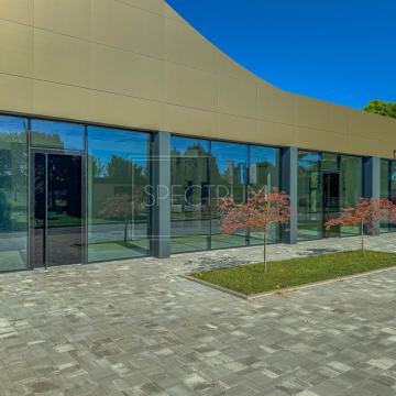 Labin, poslovni prostor sa izlogom