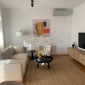 Lijepi stan na Črnomercu i parking-najam!