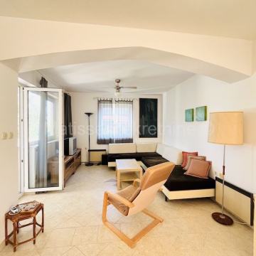 Ližnjan - Prekrasan stan sa terasom i vrtom, okružen zelenilom