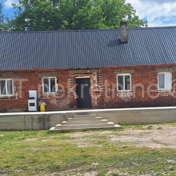 Lonjica (Vrbovec), samostojeća kuća na parceli od 1475 m2