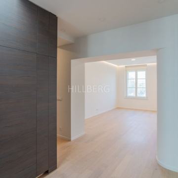 LUKSUZ S POGLEDOM NA MEŠTROVIĆEV PAVILJON