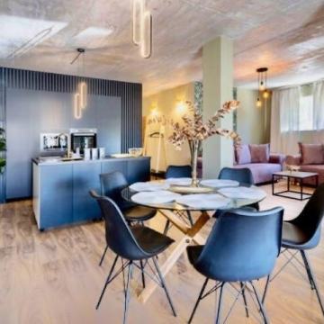 ***Luksuzan stan 80m2 + 20m2 vrt- 01.06.2025.***