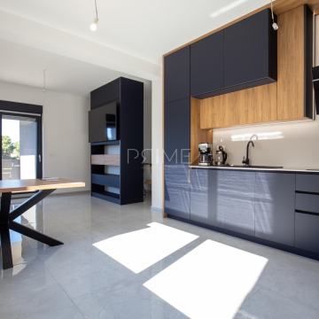 Luksuzna novogradnja, 72 m2,namješteno!