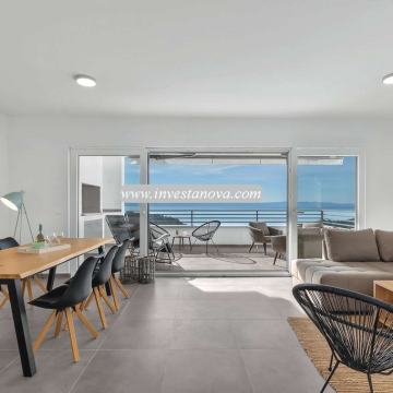 Makarska – Penthouse 104 m², pogled na more, garaža, NOVO