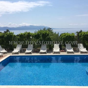 Makarska rivijera , Gradac - hotel na prodaju ATRAKTIVNA PRILIKA