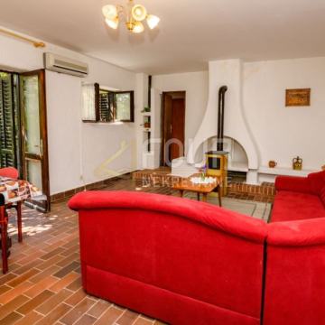 Mali Lošinj, kuća, prizemnica, terasa, pogled na more