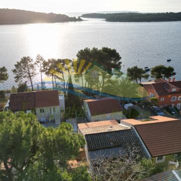 MALI LOŠINJ - Stan s pogledom na more