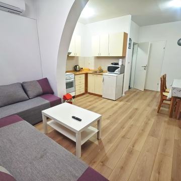 Malinska, namješten jednosoban apartman na odličnoj lokaciji!