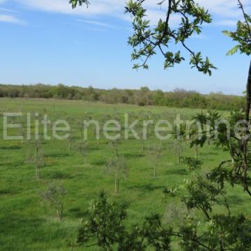 Marčana - zemljište 15.000