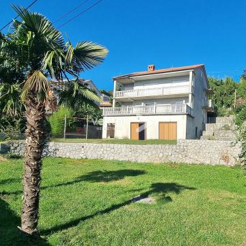 Martinkovac, obiteljska kuća s urednom okućnicom