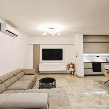 Moderan i novouređen stan na Žnjanu