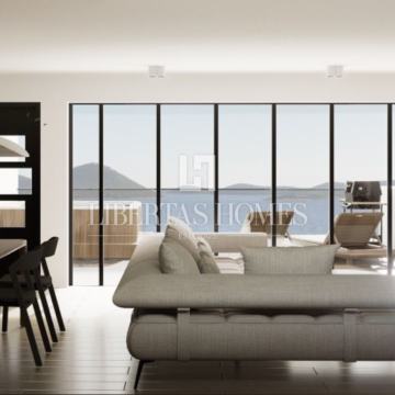 Moderan penthouse u prvom redu do mora na prodaju, Biograd na moru