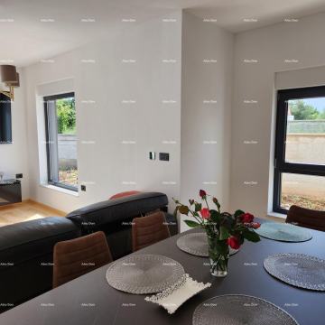 Nova, moderna kuća sa bazenom, Ližnjan!