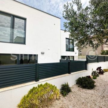 Moderna nova kuća s bazenom, Murter