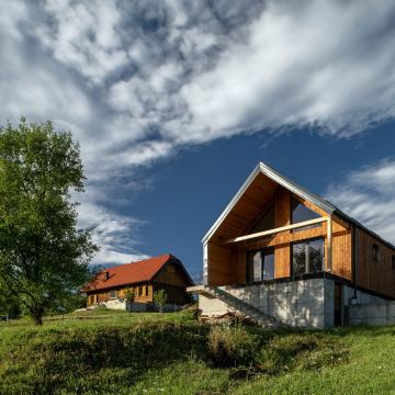 Nova montažna kuća uz šumu – mir, priroda i kvaliteta, 25 min od Zg-a