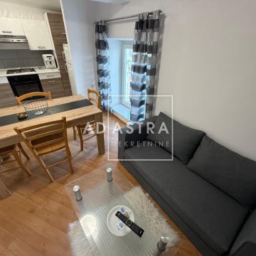 Namješten stan, odmah useljiv, 600m od Pulske Arene