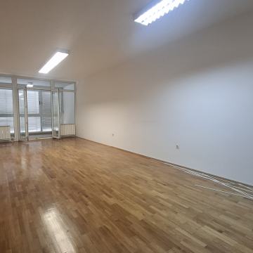 Atraktivan ured 107 m², Trešnjevka (Nova cesta) + 2 osigurana parkinga