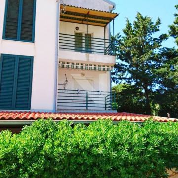 NOVALJA, APARTMAN 200M DO MORA!!!