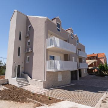 Novogradnja u blizini Cavtata