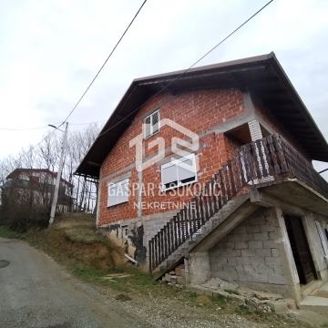 KUĆA 320m2 NA TRI ETAŽE, VELIKI VRH, GORNJA DUBRAVA
