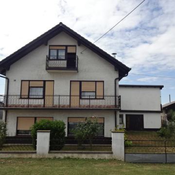 OBITELJSKA KUĆA U IVANOVCU-k14