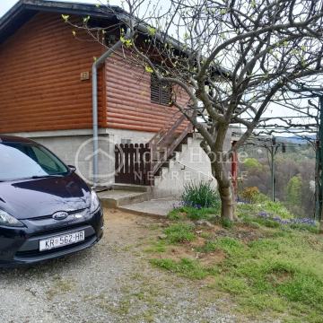 Oroslavje/Andraševec klet sa zemljištem 1710 m2