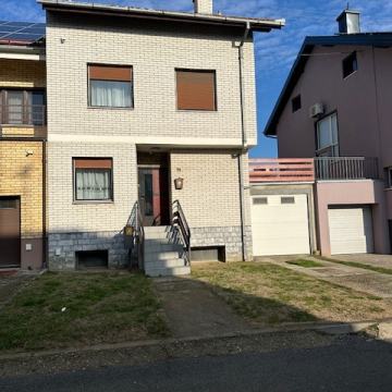 Osijek, Retfala, katnica 210m2+dvorišni stan+garaža