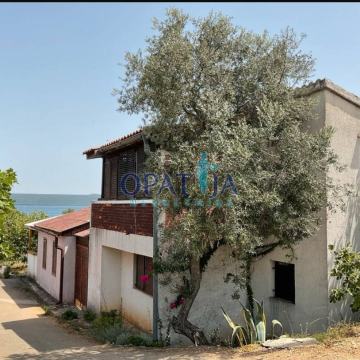 Otok Pašman - SAMO KOD NAS - Kuća s ljetnikovcem  - samo 60 metara od