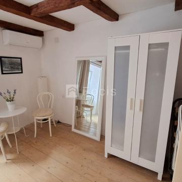 Pag; uređena obiteljska kuća