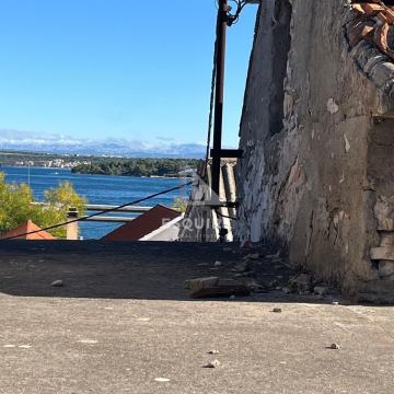 PAŠMAN - TKON - Stara kamena kuća 80m od mora - 137m2