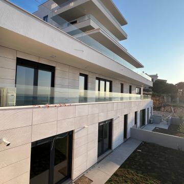 PEĆINE - 1. red do mora, luksuzna novogradnja