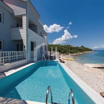 PELJEŠAC, SRESER -Villa prvi red do mora