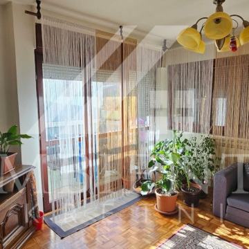 Perivoj, dvoetažni stan 119m2 + vrt + parking, 4sobni