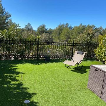 PODSOLARSKO, PREDIVAN STAN S OKUĆNICOM