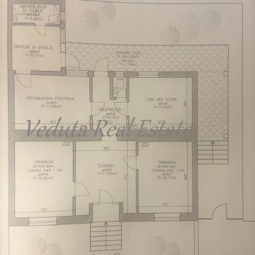 POLIKLINIKA, KOSIRNIKOVA, KOD VINOGRADSKE BOL. 112 M2, VP. GARAŽA