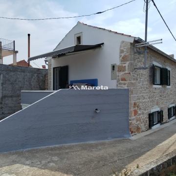 Poljana- kamena kuća - 50 m od mora