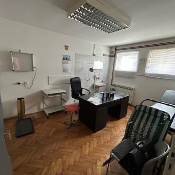 Poslovni prostor, 45 m2