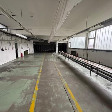 Poslovni prostor 900m2, proizvodno skladišni + dvorište, Varaždin