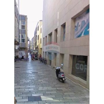 Poslovni prostor u centru grada 44 m2..Poluotok!!
