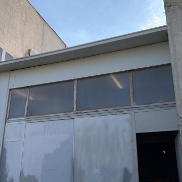 Poslovni prostor:Split,skladišni/radiona,270m2 ili dva 120m2 i 150m2