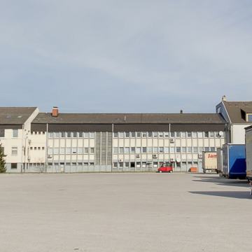 Poslovni prostor: Varaždin, uredski, 1652 m2