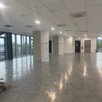 Poslovni prostor: Zagreb,RADNIČKA C. ured , 362  m2