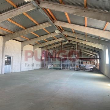 Poslovni prostor: Zagreb (Lanište), skladišni/radiona, 400 m2