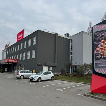 Poslovni prostor: Zagreb (Žitnjak), 375 m2