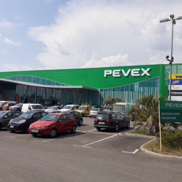 Poslovni prostori: Pula, 1404 m2