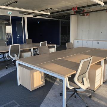 Potpuno uređen ured za podzakup u zgradi A klase