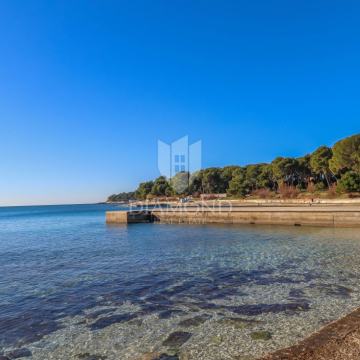 PRILIKA! Povoljan stan na top lokaciji u Puli!