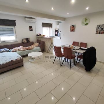 Prekrasna samostojeća kuća na parceli od 1439 m2, Žuti brijeg, nova fa