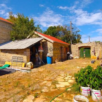 PRIDRAGA, kamena kuća u nizu