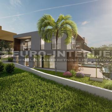 Primošten - zemljište 1.675 m² s građevinskom dozvolom